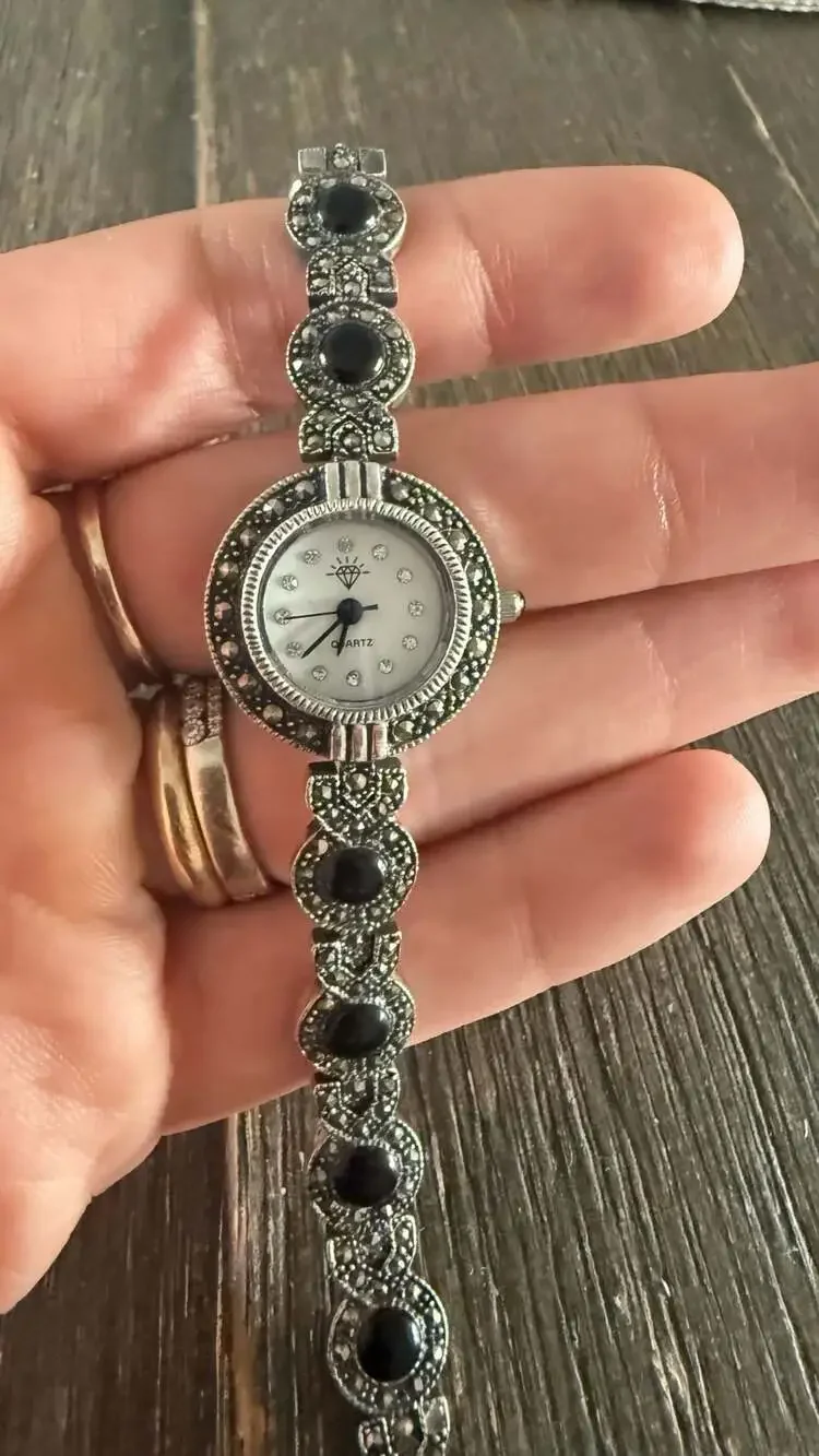 Vintage Sterling Silver 925 Marcasite and Black Onyx Quartz Bracelet Watch